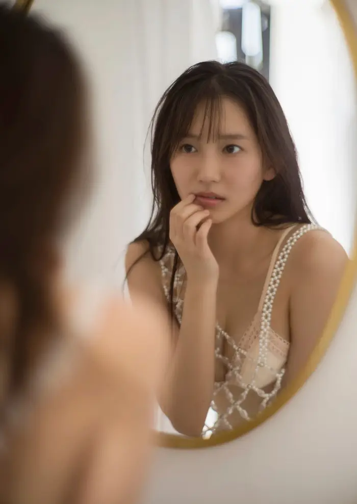 시다 네네 포토북 「최고조로 편안한 몸매」 Set.01