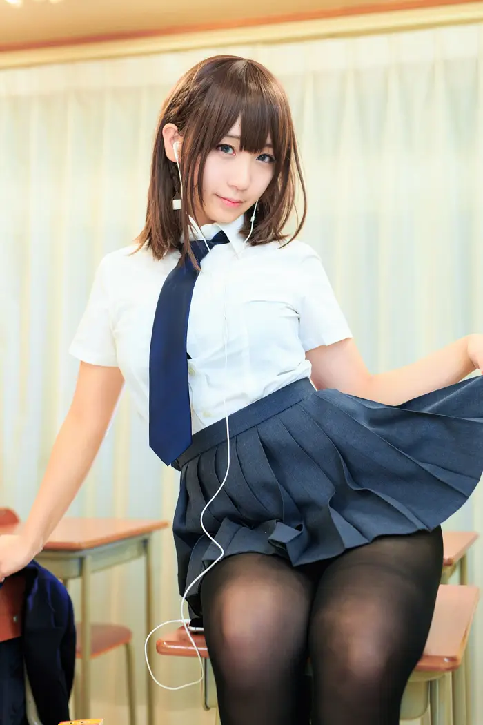 모에 이오리, 사진집 (월요일의 그 아이) Set.04