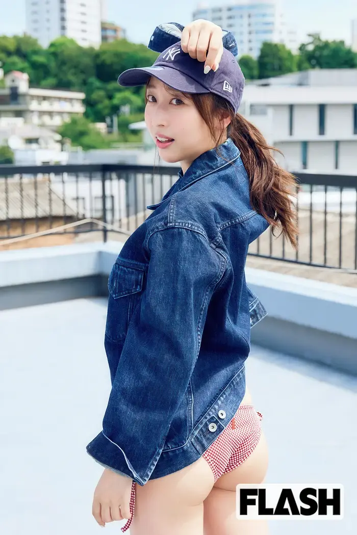 시라하마 미우, 타케우치 호노카 플래시 2025년 4호