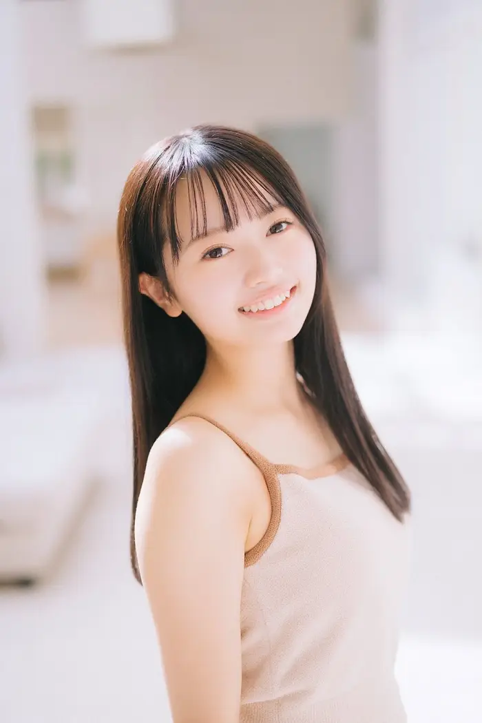 메이 하나다 위클리 플레이보이 플러스