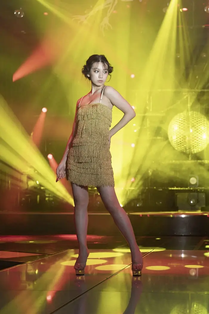 사토 아이리 사진집 「스포트라이트에 비춰져」 Set.02