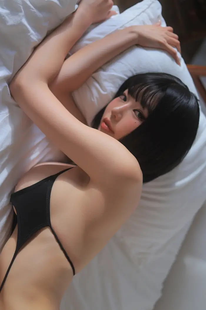 Dongeuran 동그란, PhotoBook 「Matilda」 Set.05