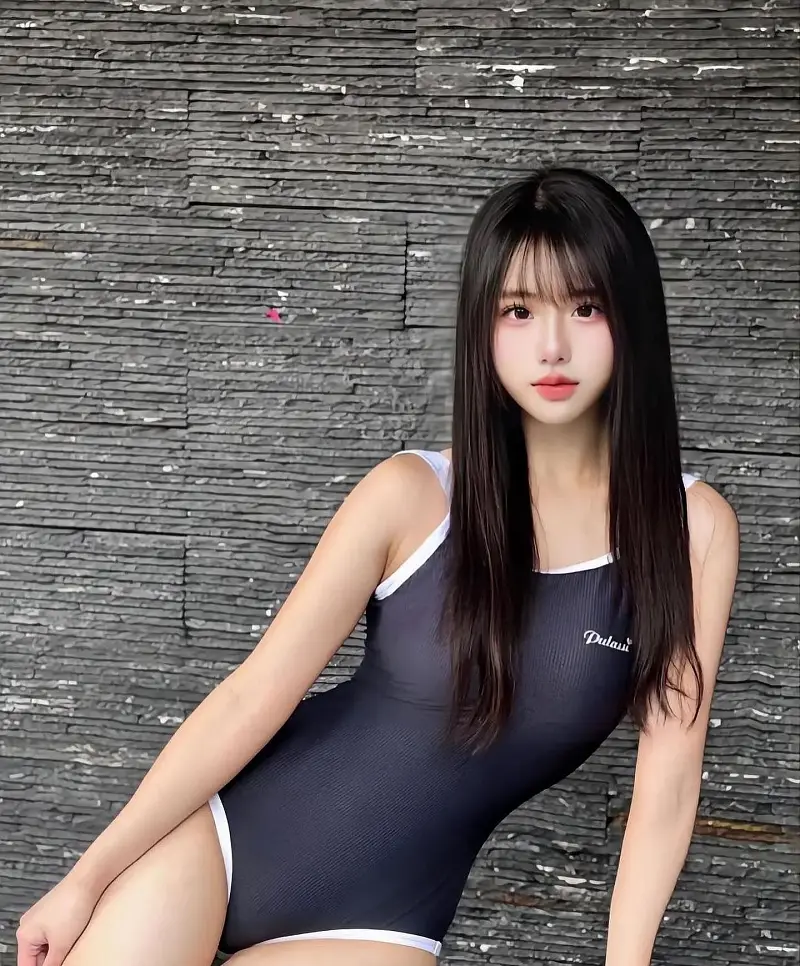 차분한 수영선수 스타일 원피스 수영복