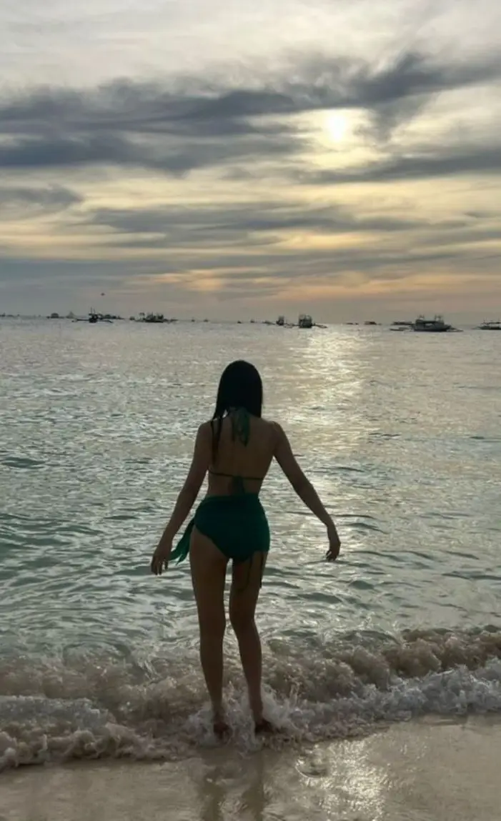 비키니의 계절-원민주,이연진,류현주