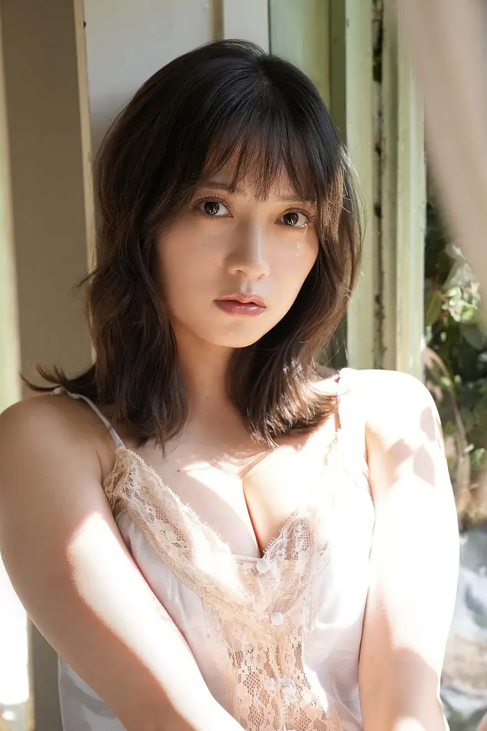 모모츠키 나시코, 디지털 사진집 「사랑은 경비로 처리될 수 있을까?」 Set.03