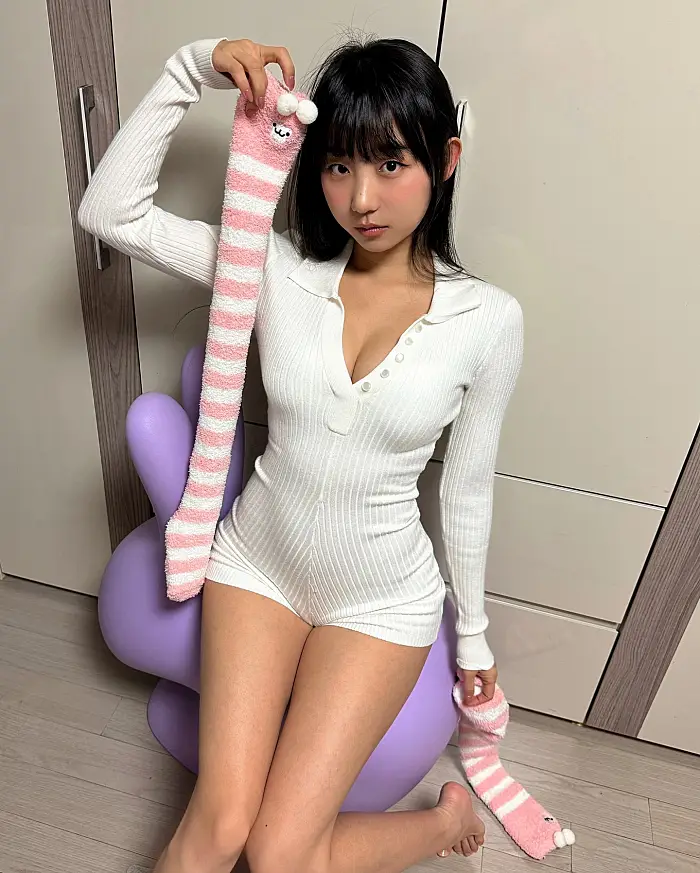 표은지의 수면양말