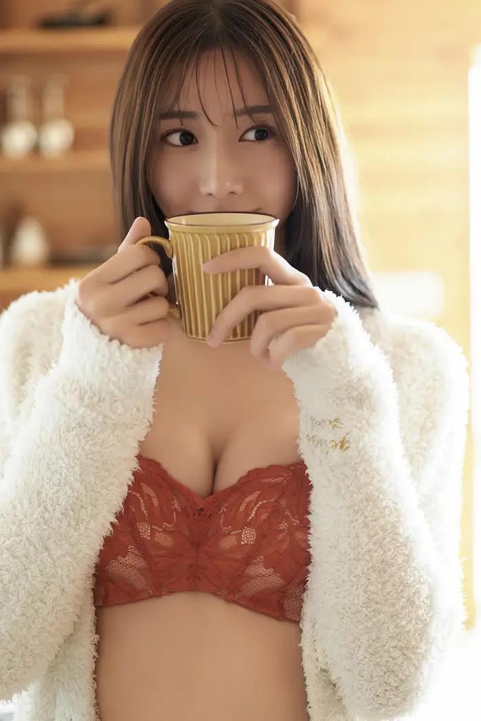 Yasuyo Saito 斎藤恭代, FRIDAY 디지털 사진집 『Real Figure』 Set.02