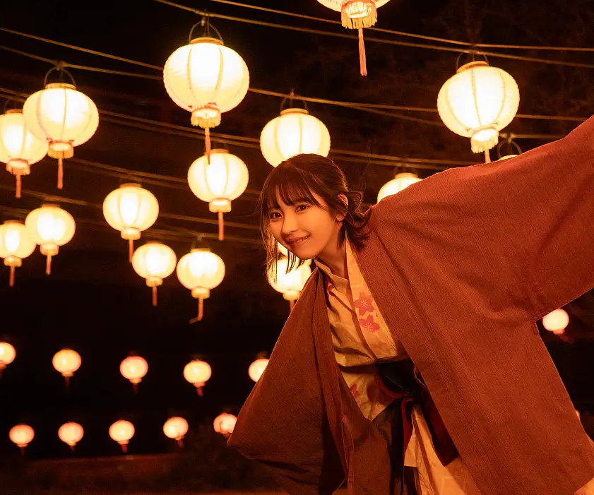 토우미 十味, 주간 플레이보이 포토북 「너와 함께 봄을 만끽하며」 Set.02