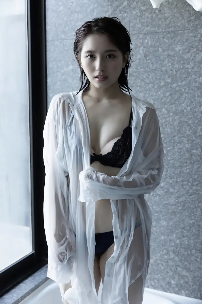 오와다 나나, FRIDAY 디지털 사진집 [스위트룸에서 단둘이] Set.02