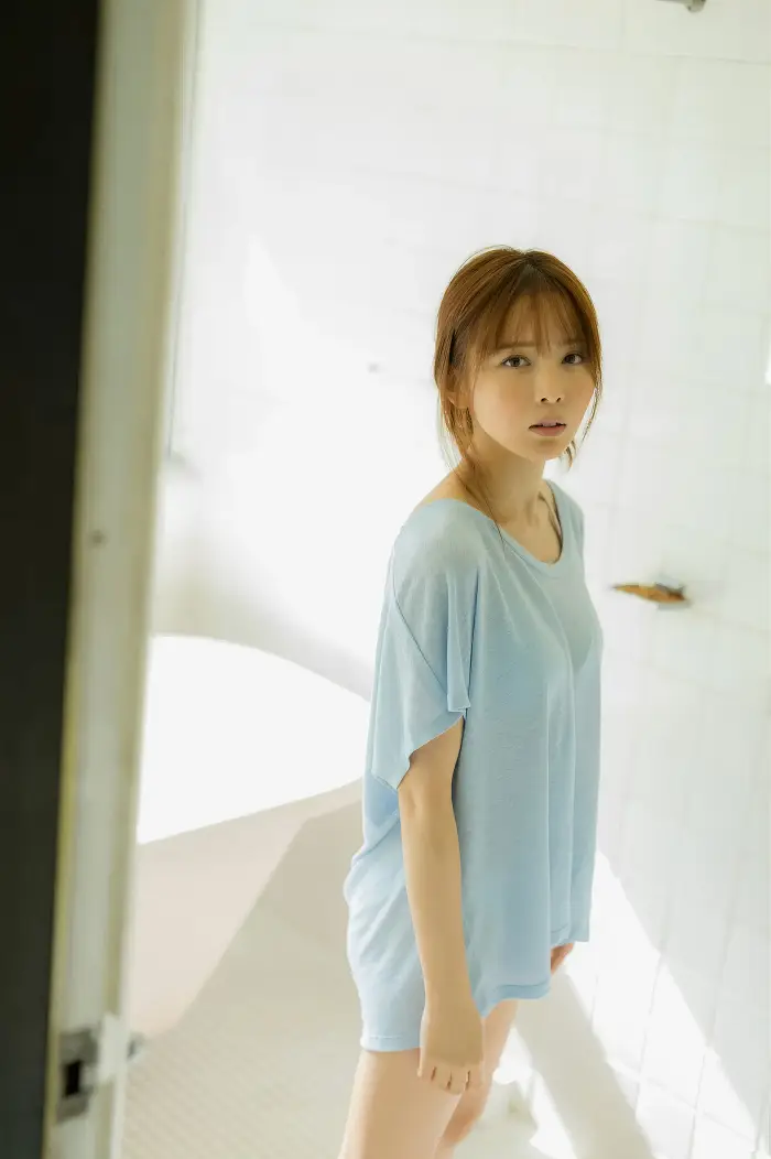 니시무라 호노카 西村歩乃果, FRIDAY 디지털 사진집