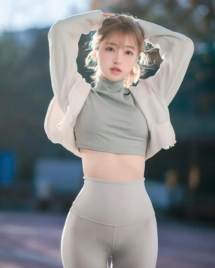 사장님네 아이돌 미모급의 모델 누나