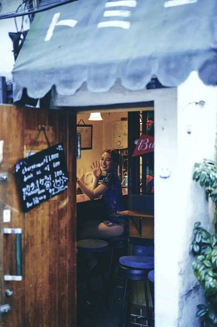 사토 아이리, FRIDAY 디지털 사진집 「신주쿠 로널리네스」 1권