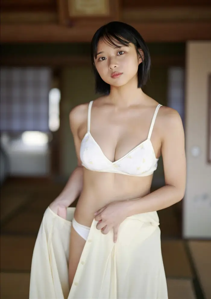 쿠와지마 미쿠, 돌체 사진집 「라스트 썸머 비키니」 Set02