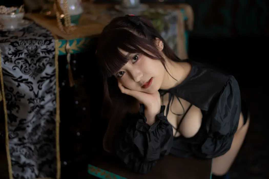 고나시 아이, 사진집 「반전 날개」 Set.01