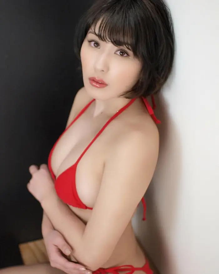 한국계 AV 여신 비키니 클래스