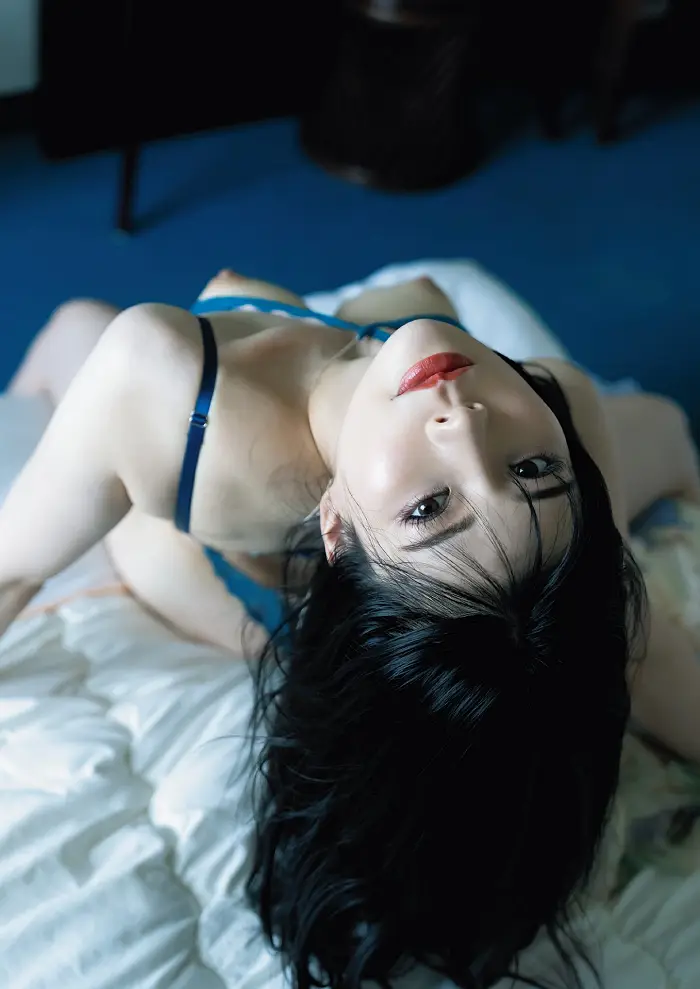 카미키 레이 사진집 「Beyond」 Set.02