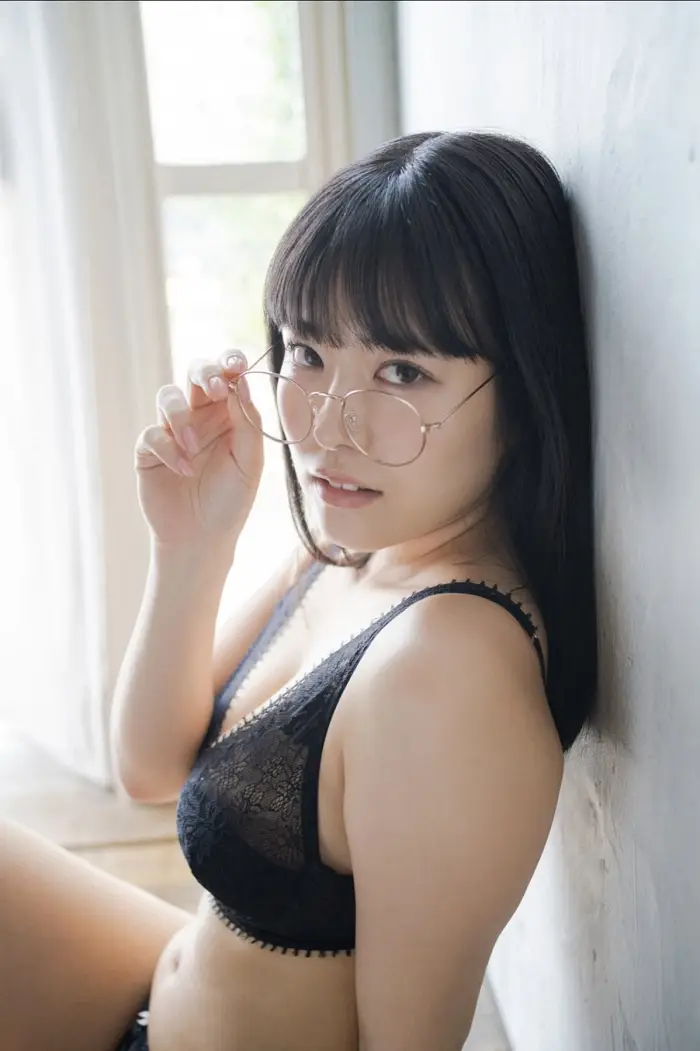 우미 시노노메 사진집 「여자아이의 비밀」 Set.01