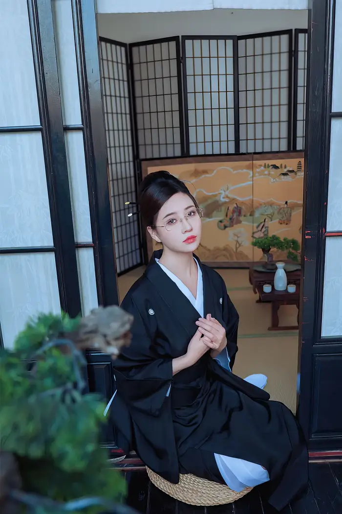 연연 미망인 사진집