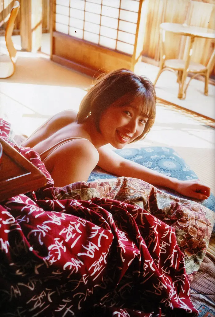 아베 와카나 1st 사진집 「사랑받을 예감」 Set.04