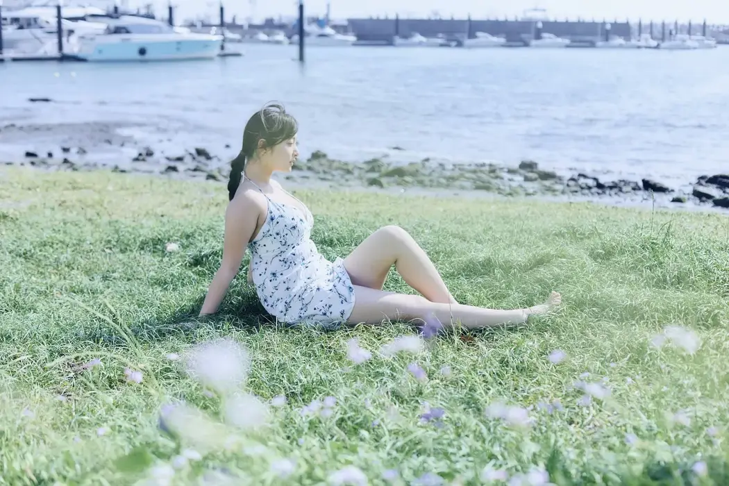 사와 미사키, FRIDAY Monthly Girl.050 완전 미발표 100컷 Set.01