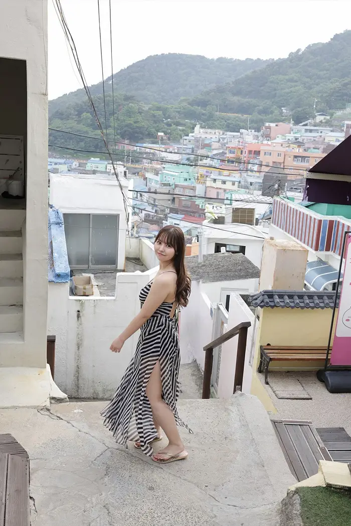 혼고 유즈하, 주간 플레시 + 스페셜 No.343 2주차 「NEW ME」 Set.02